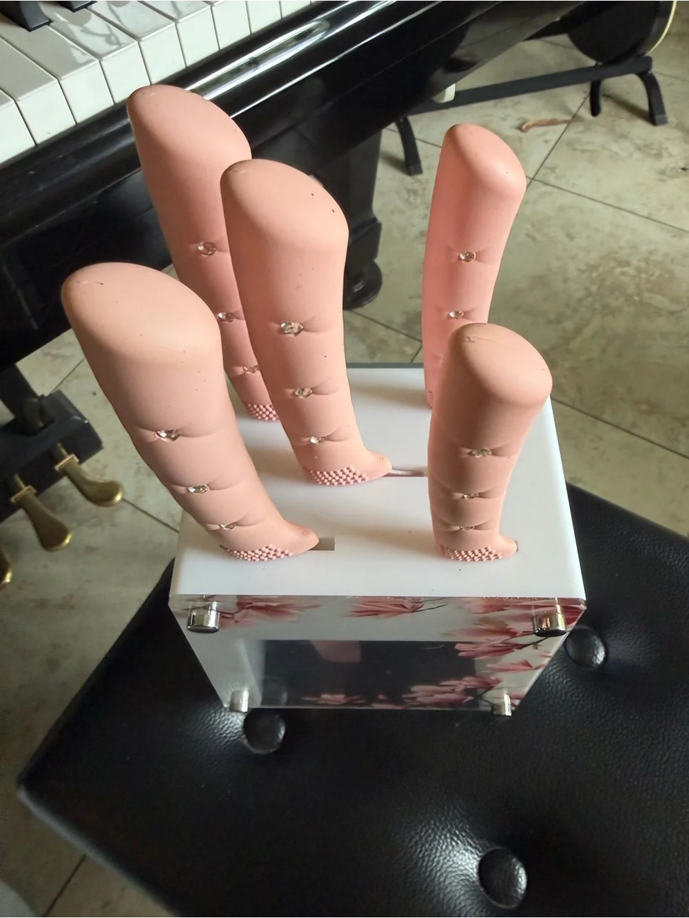 5 piece non stick knife set in pink with rhinestones